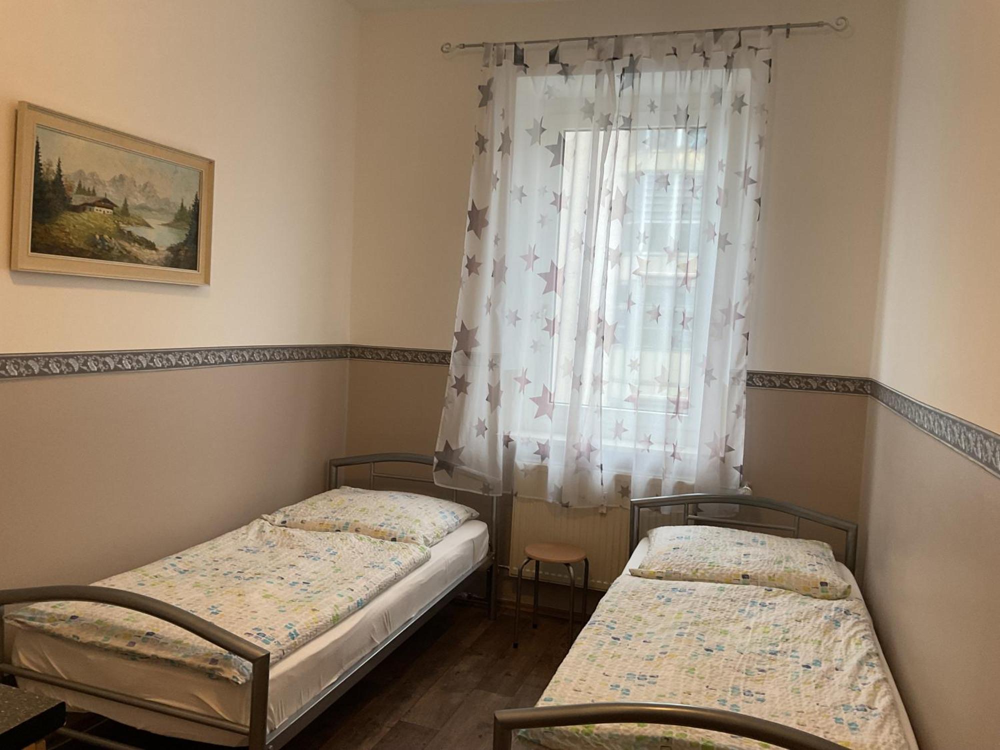 Pension&Hostel Anna - Monteurzimmer Мюнхен Экстерьер фото