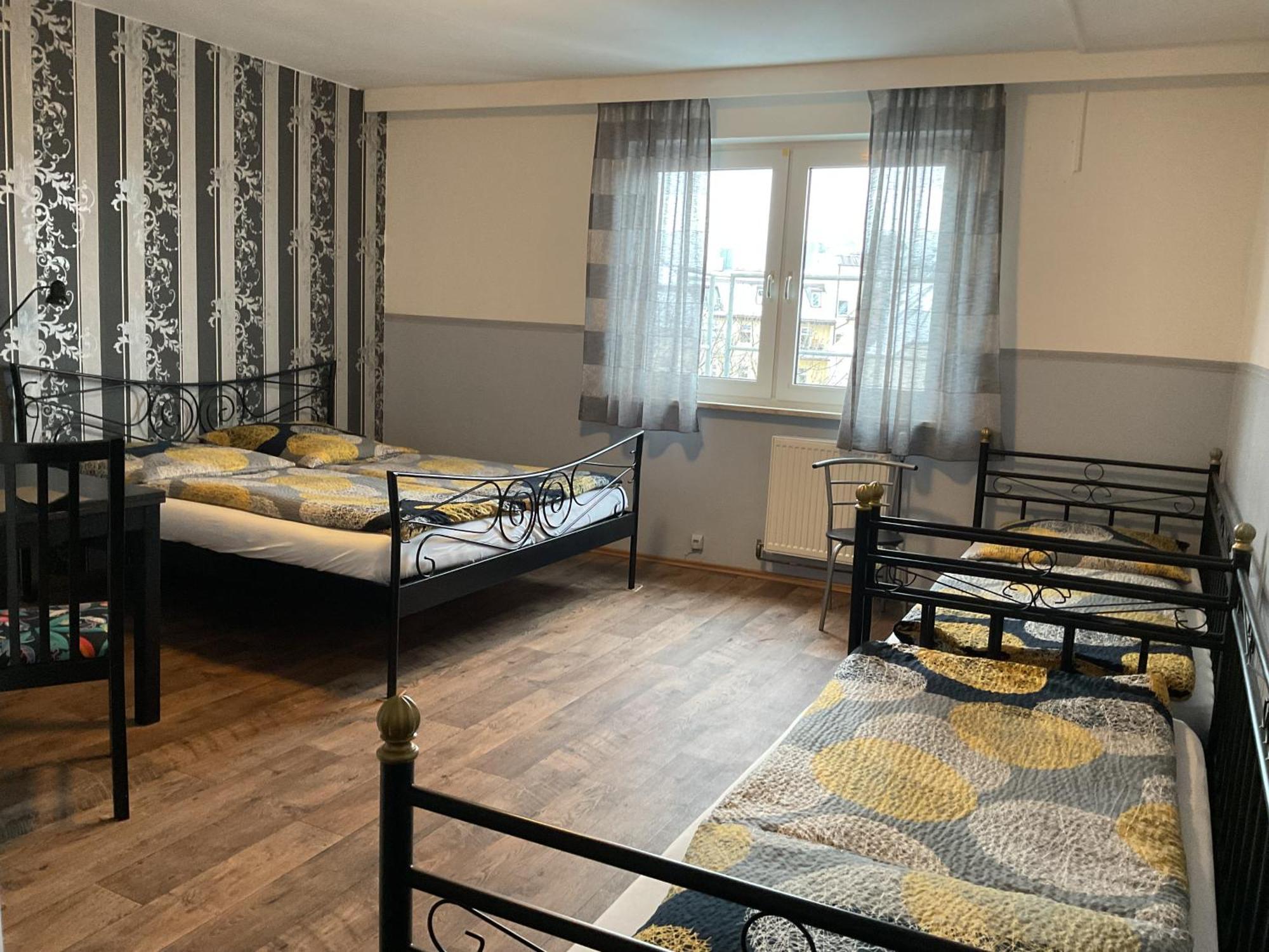 Pension&Hostel Anna - Monteurzimmer Мюнхен Экстерьер фото